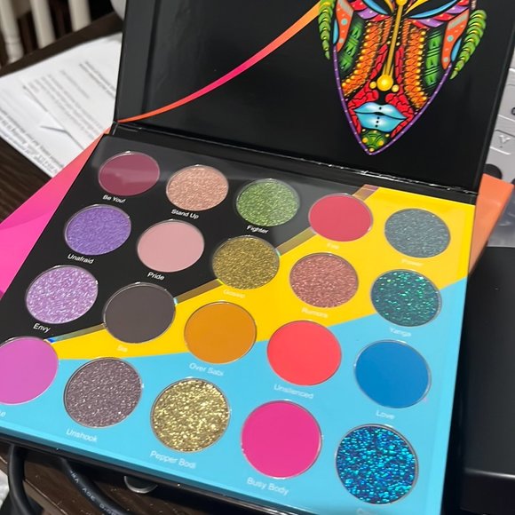 Juvia's Place Other - Juvia's Place Wahala I Eyeshadow Palette